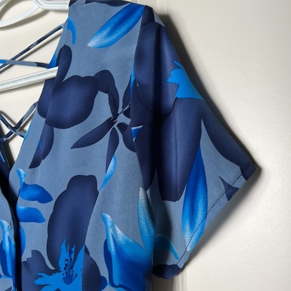 Penman’s Blue Vintage Floral Button Down Short Sleeved Size Small - Picture 7 of 11